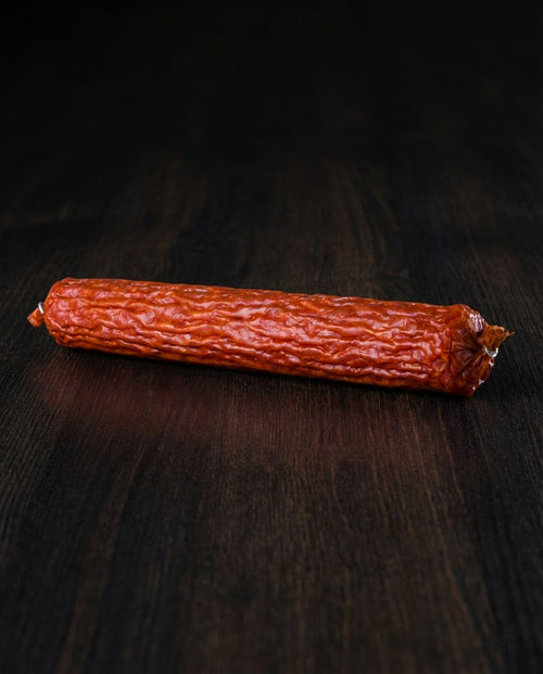 Salam de vară extra dublu afumat din vită și porc — secțiune cu mozaic de carne și grăsime, 500g